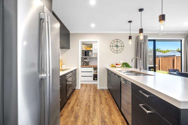 27 Minerva Crescent_3