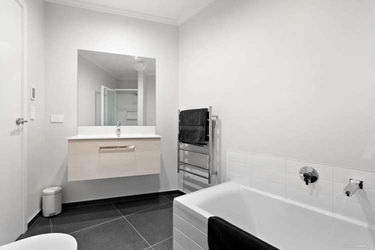 1 Frances Bryers Road Hobsonville_13