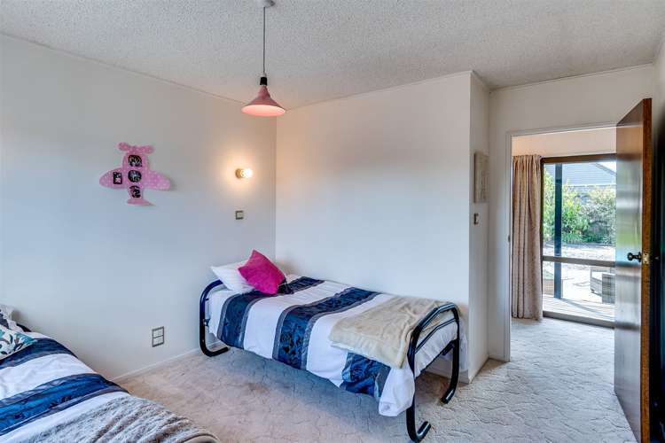 1/25 Waterhouse Street Taradale_12