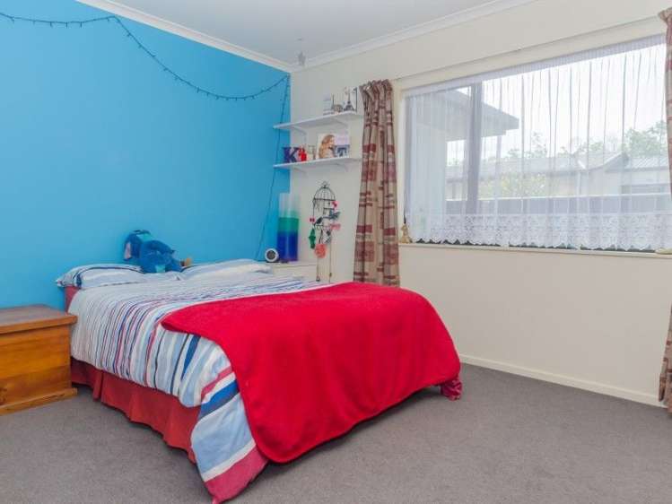 31a Charles Street Carterton_11