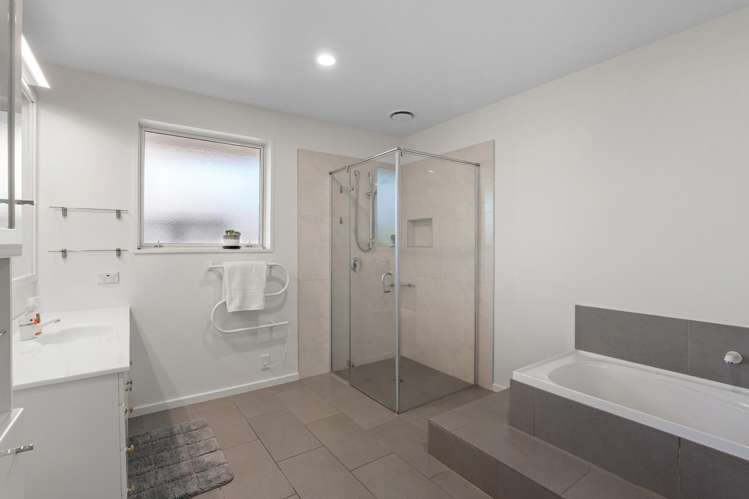 42 Welsford Street Woodend_18