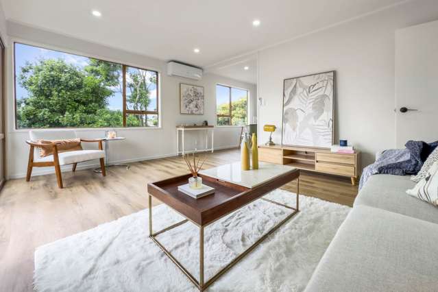 Ready to move In Home in Papatoetoe!