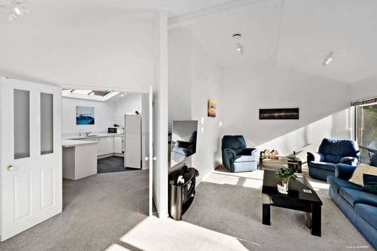 2/685 East Coast Road Browns Bay_8