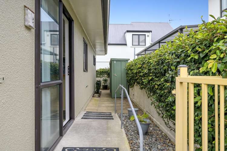 8E Heath Street Mt Maunganui_15