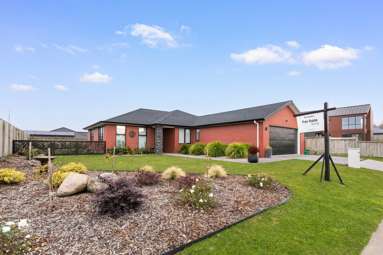 63 Fairway Drive_2