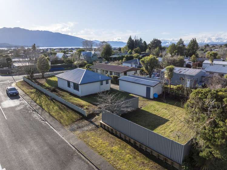 12 Sutherland Street Te Anau_25