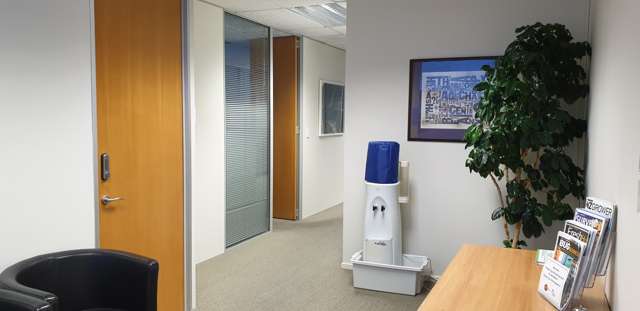 Unit 2, 1 William Pickering Drive Rosedale, North Shore City_2