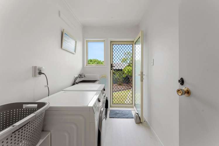 14 Clyside Avenue Half Moon Bay_26