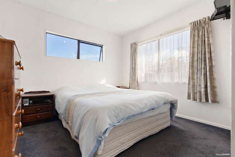 2/692 Te Atatu Road Te Atatu Peninsula_15