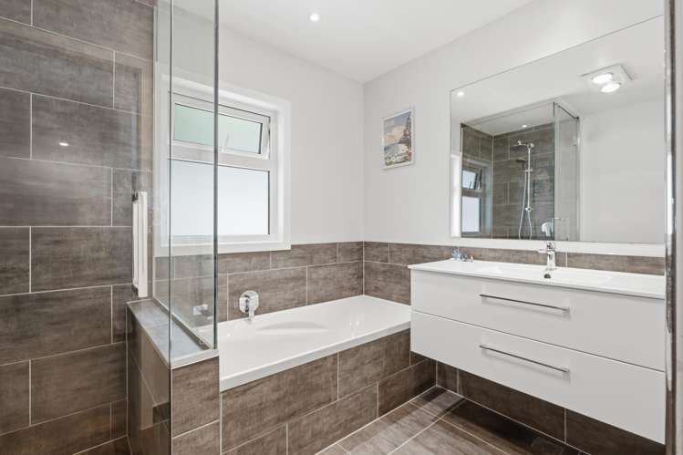 17A Waiwera Road Waiwera_8