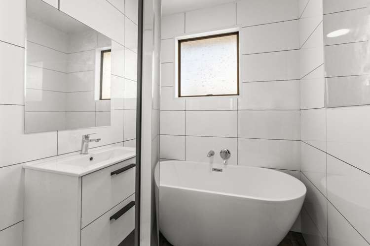 156 Portsmouth Road_1