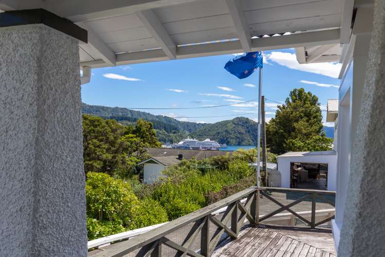 7 Broadway Picton_16