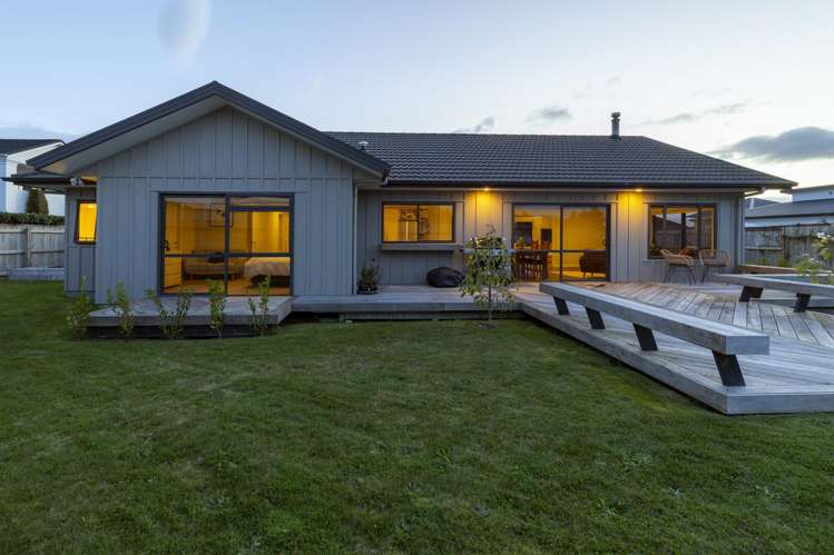 8 Ernest Kemp Rise_0