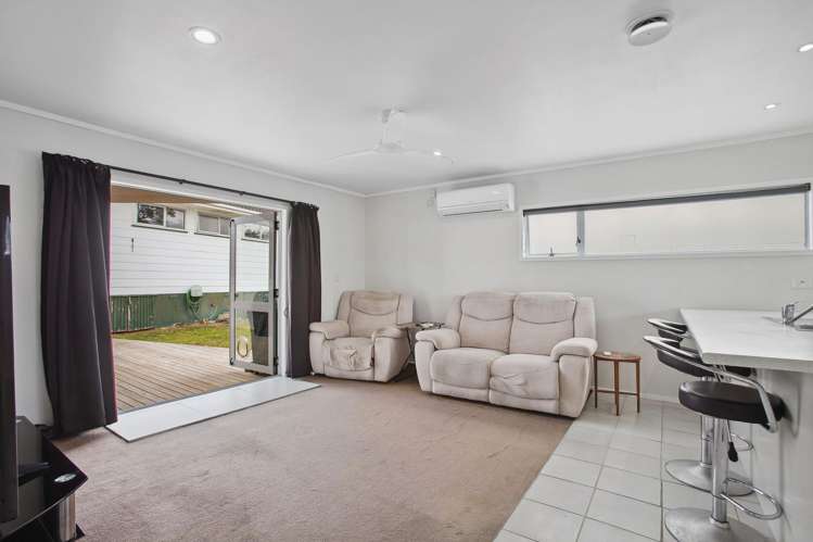 9 Newham Place Henderson_26