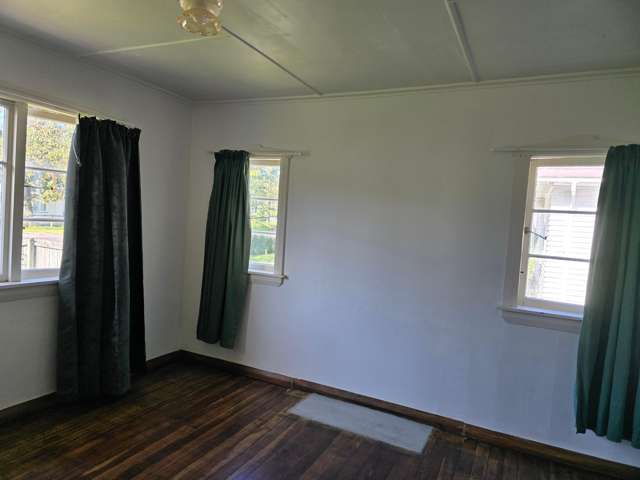 8 Leese Street Taumarunui_2