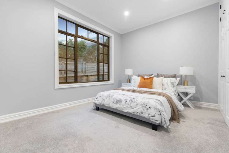 11 Almond Grove Greenhithe_16