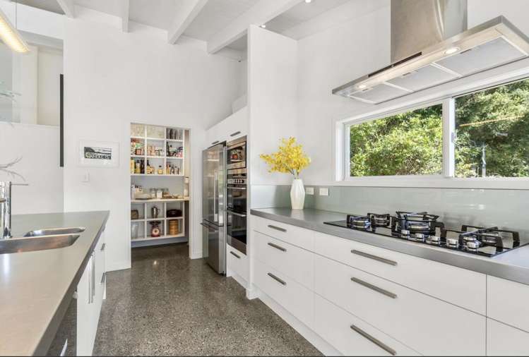 77 Onetangi Road 1742_6