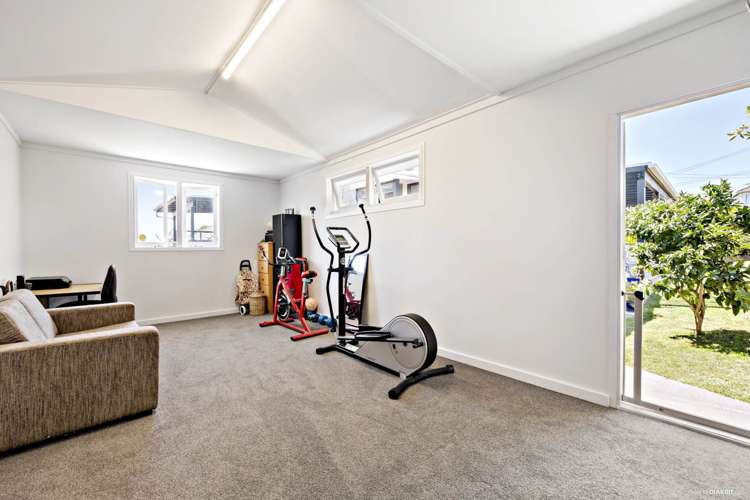 1 Seaside Avenue Waterview_12