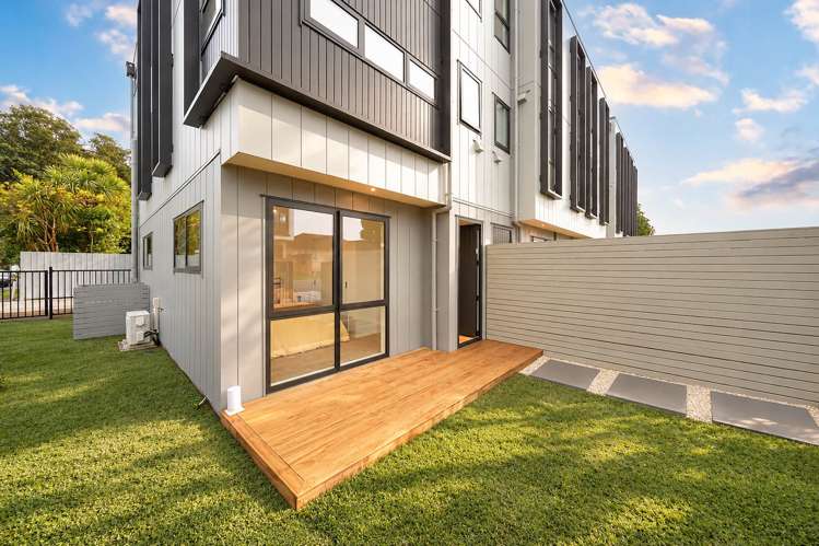 Lot 1-6/7 Montmere Avenue Te Atatu Peninsula_29