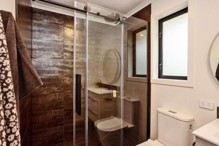 110 Albert Street Gladstone_17