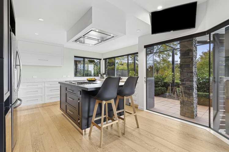 15 Van Beek Place_5