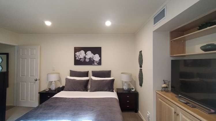 22 Kuripaka Crescent The Gardens_2