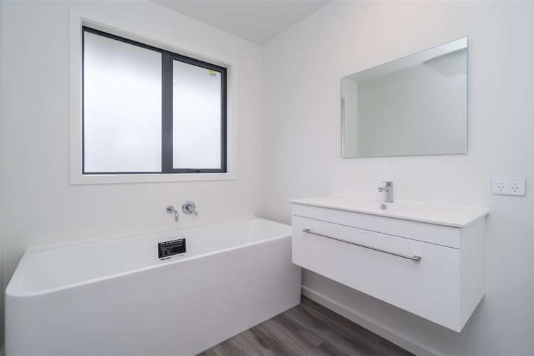 4 Chatham Street Waihola_15