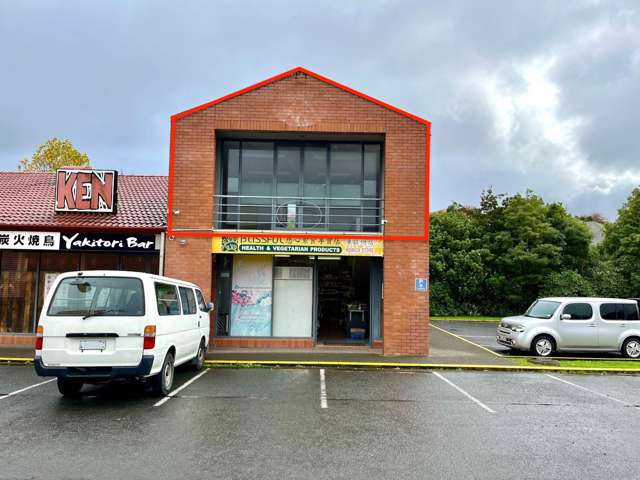 75M² UPSTAIRS OFFICE/RETAIL FOR LEASE