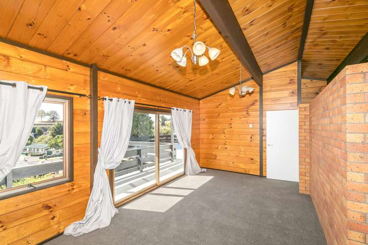 62 Acacia Crescent Glenview_10