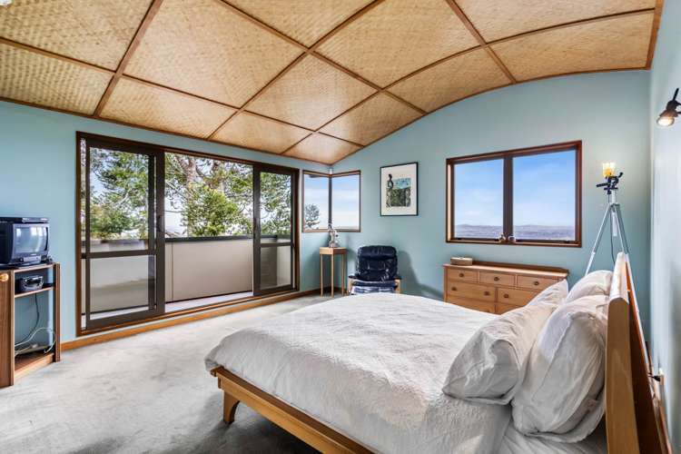 318 Forest Hill Road Waiatarua_13