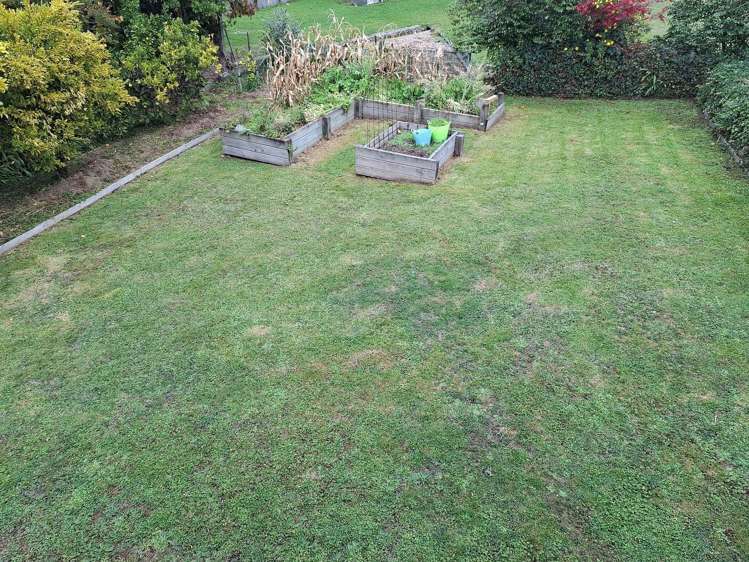 23 Puriri Crescent Lansdowne_8