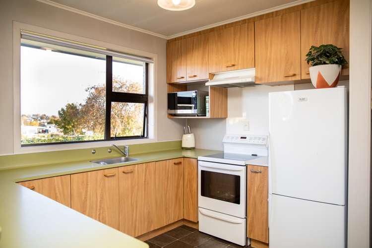 35 Gordon Terrace Gore Surrounds_8