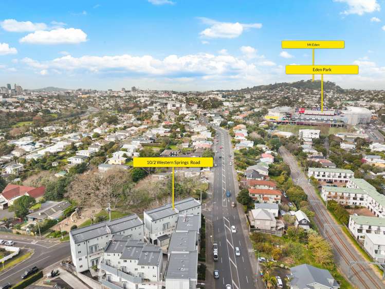10/2 Western Springs Road Morningside_26