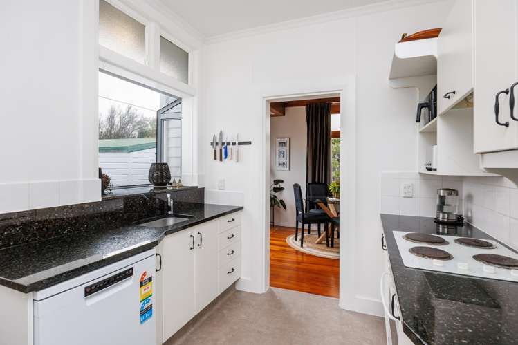 25 Argyle Avenue Takaro_8