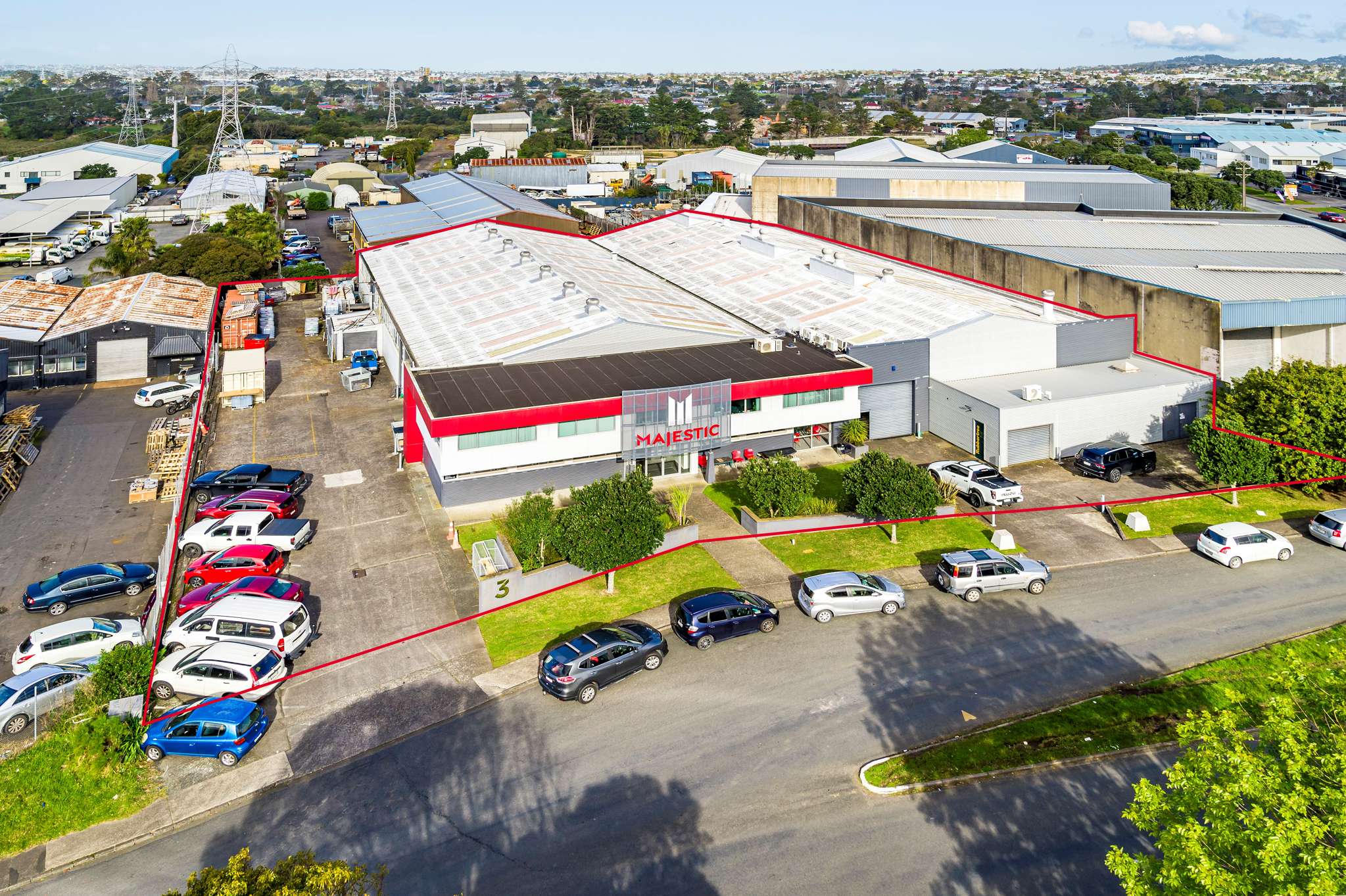 High-yielding West Auckland industrial opportunity