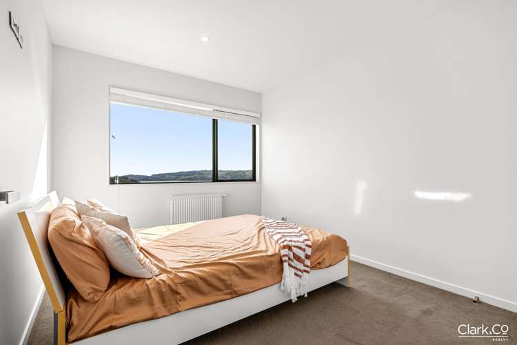131 Endeavour Drive Whitby_22