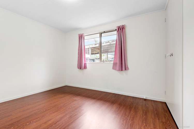 27 Aldern Road Massey_8