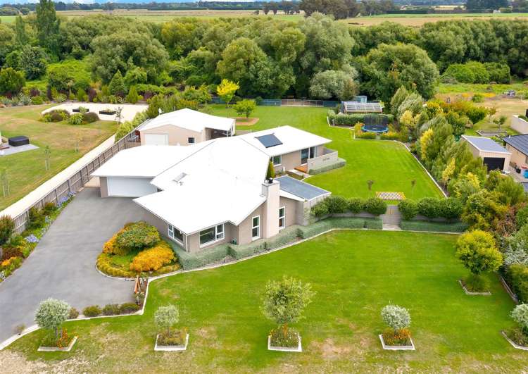 8 Riverside Way Amberley_19