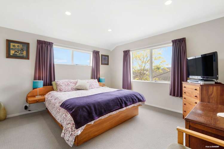 10 Turnberry Drive Wattle Downs_13