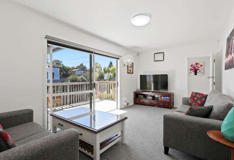 39 Newington Road Henderson_4
