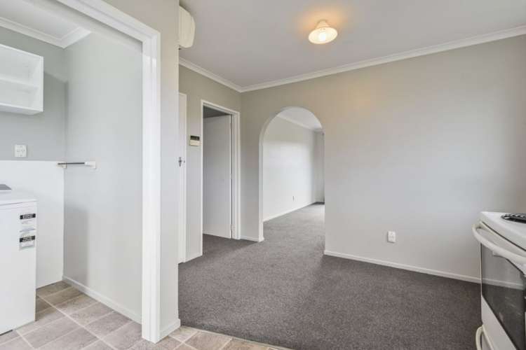 1/10 Nyoli Street Northcote_10