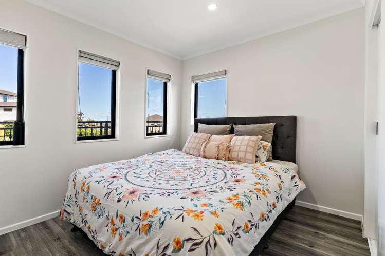 20 Henriette Place Totara Park_13