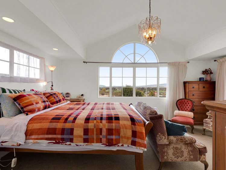 9-11 Cobbe Place Pomare_10