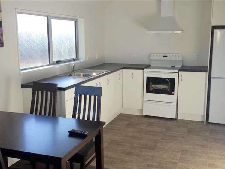 2/7 Snead Place Hamilton East_2