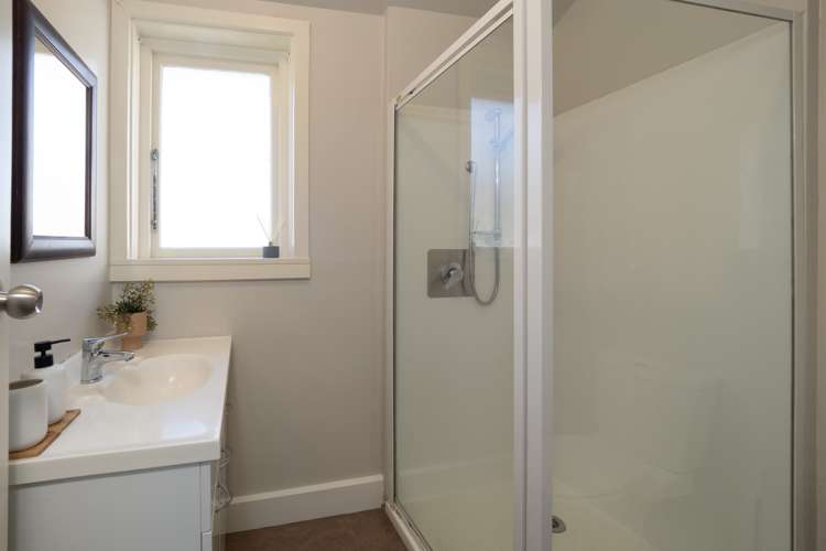 37 Racecourse Road Allenton_10