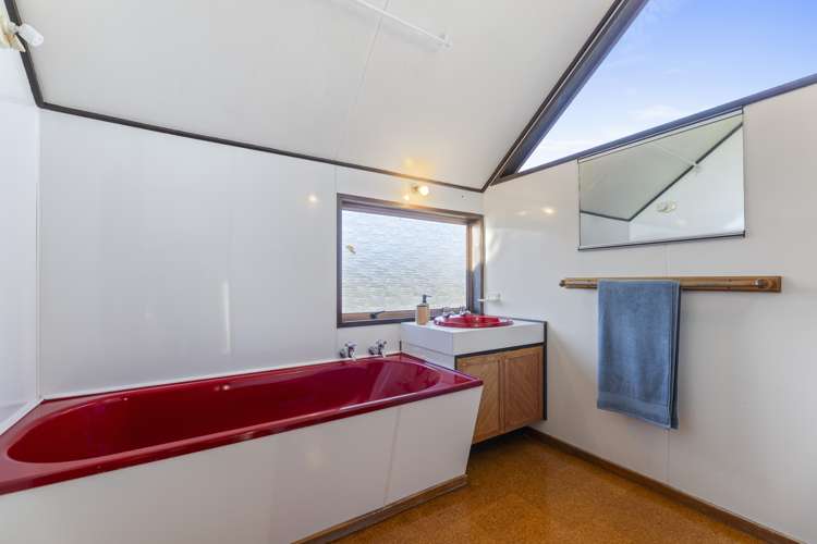 11 Delphic Street Sawyers Bay_24