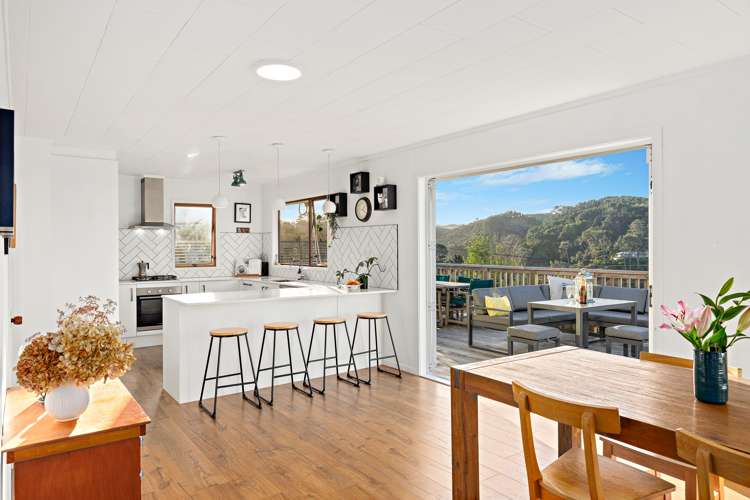 18 Harbour View Road Leigh_10