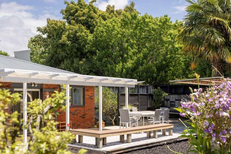 8 Highfield Crescent Brookfield_20