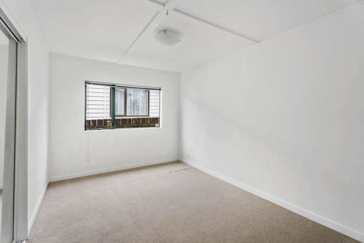 415 West Coast Road Glen Eden_8