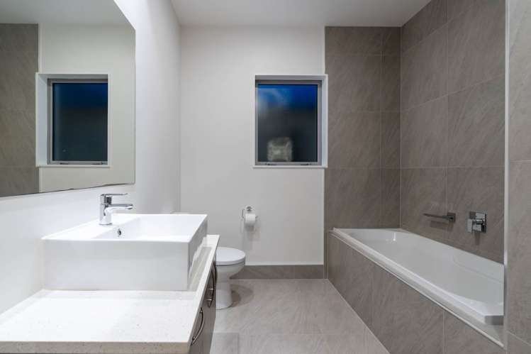 35 Kaipuke Crescent Gulf Harbour_13